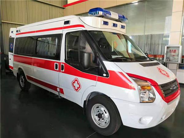 常宁市福特V362救护车